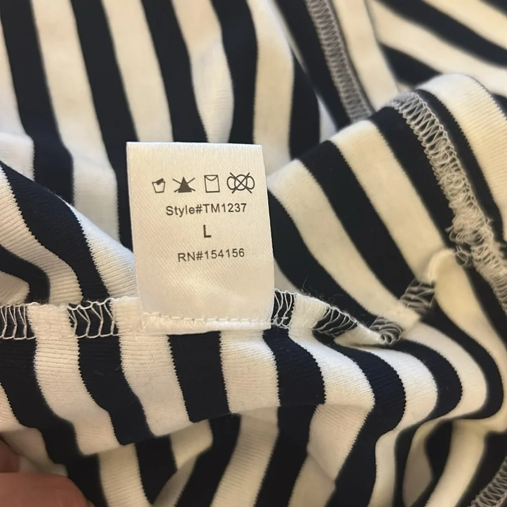 NWOT All Row Black & White Striped w/ red tie T-shirt Sz. Lg - Picture 7 of 7